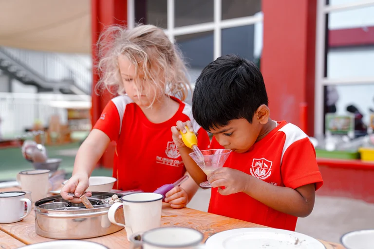 Canteen lunch service